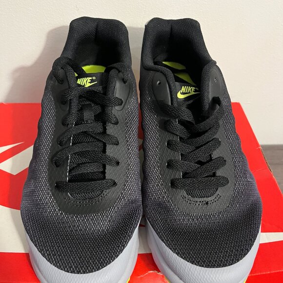 🔥 Nike Air Max Invigor | 6Y / Women’s 7.5 | Brand New | ⚠️📦 🔥 - Picture 3 of 4